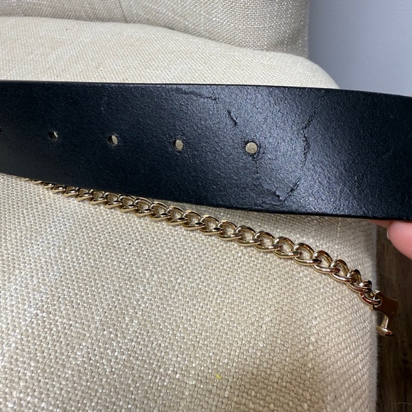 AUTHENTIC CHANEL Black leather lock belt RARE 2002 runway - Picture 13 of 13